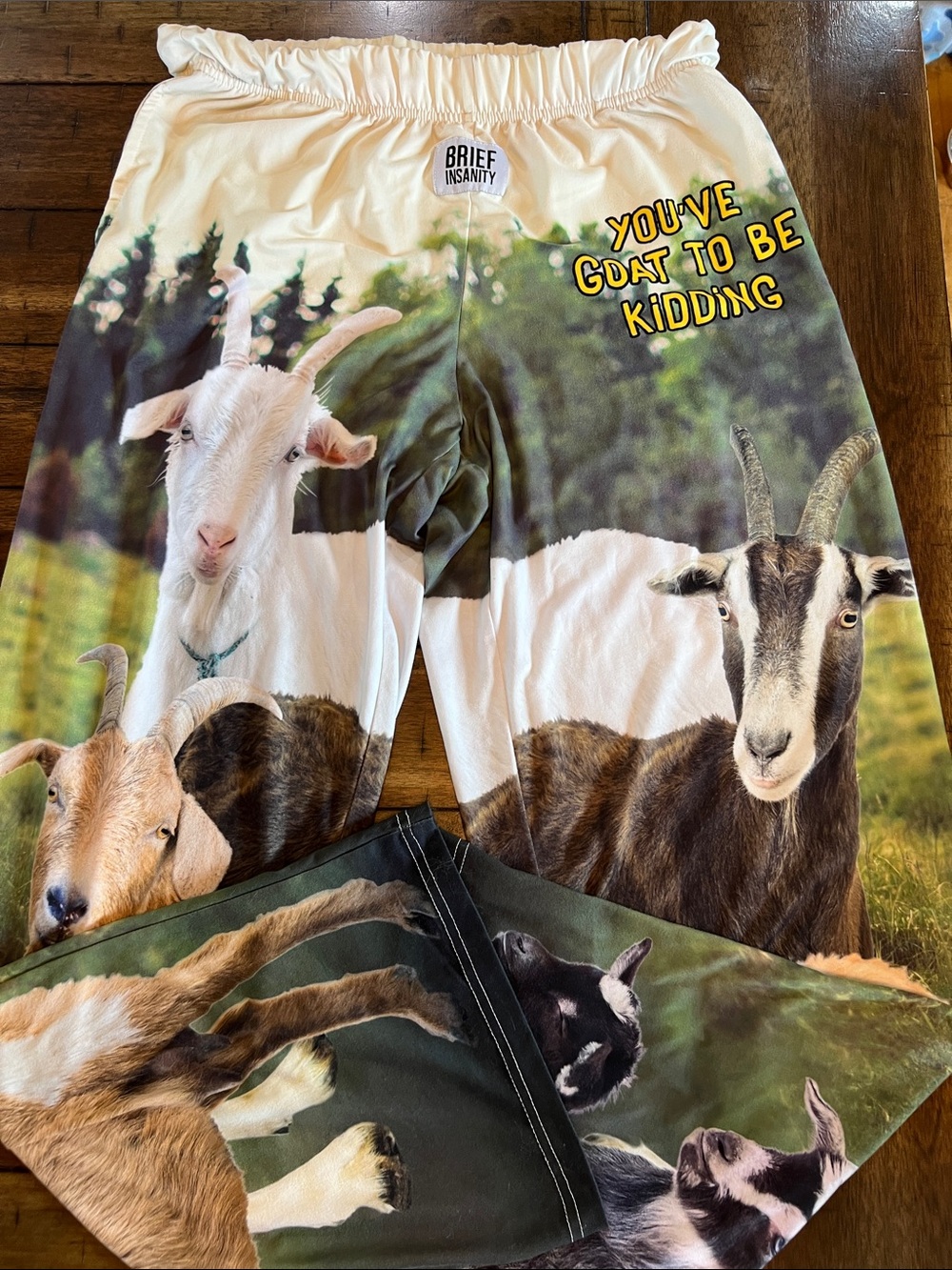 Women’s Cream & Green Goat Print Pajama Pants
